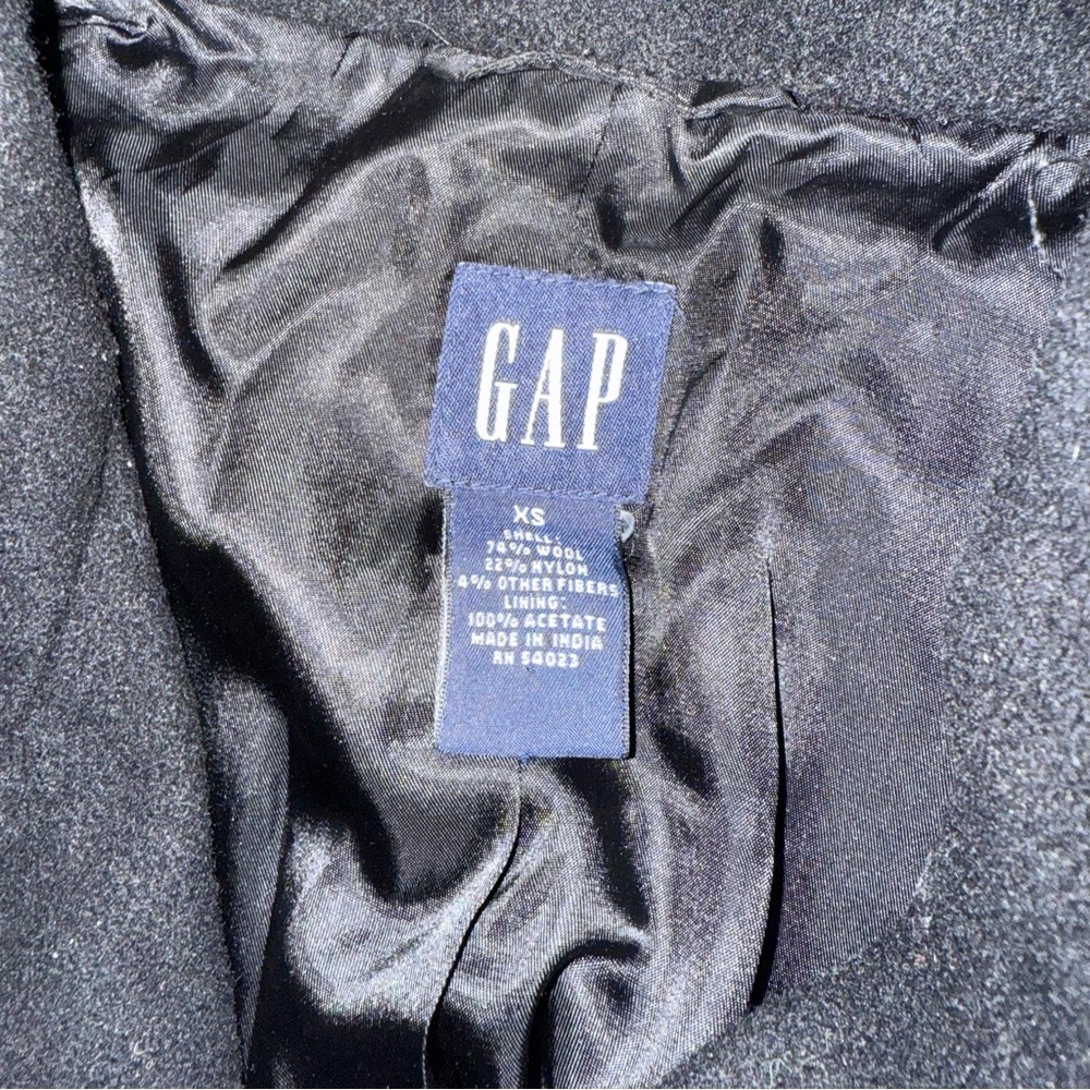 GAP Coat - Picture 4 of 4